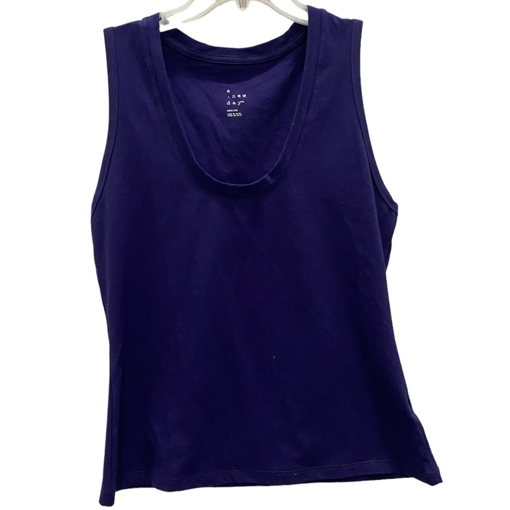 A New Day Women Blue Tank Top size Medium